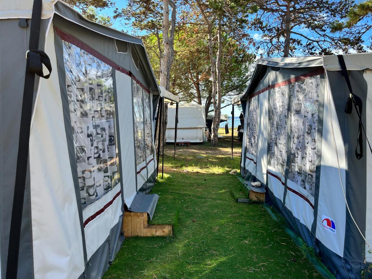 Dalmacia Mobile Homes And Caravans At The Beach ปริฟลากา ภายนอก รูปภาพ