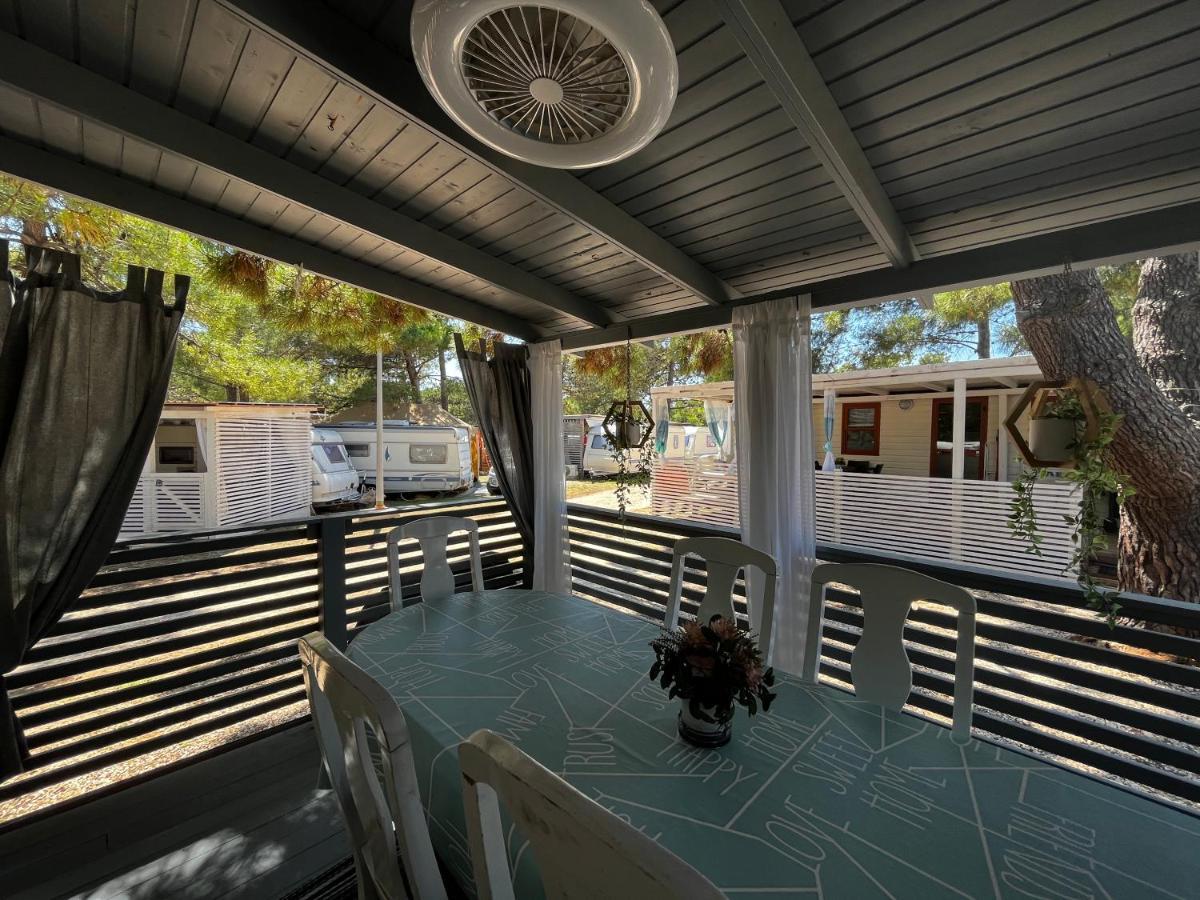 Dalmacia Mobile Homes And Caravans At The Beach ปริฟลากา ภายนอก รูปภาพ